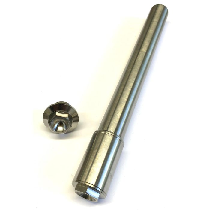 KTM NEW FRONT SPINDLE & NUT M20x1.5, TITANIUM GR5 79109081033 / 70009082000, FIR